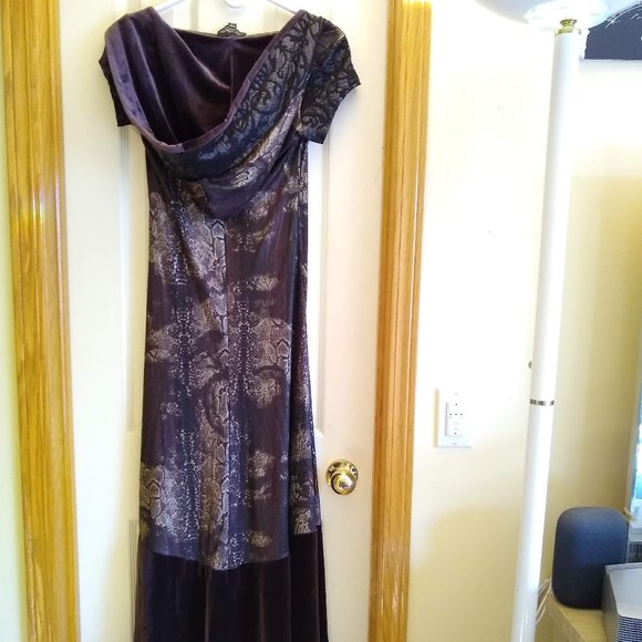 Vintage 00s maxi hooded faux leather velvet dress NWOT - Picture 5 of 14